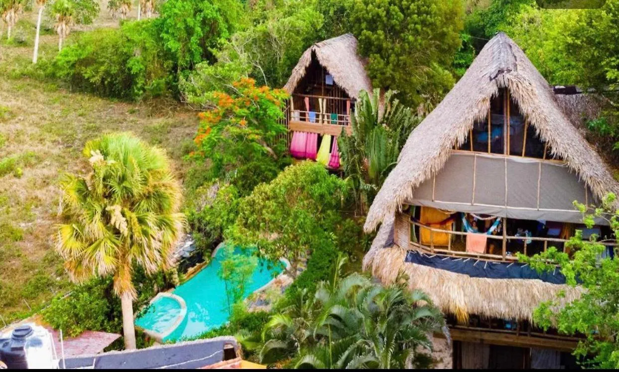 Perla Marina Ecolodge Beach - Kite, Surf, Next Encuentro Beach, Cabarete Bombita