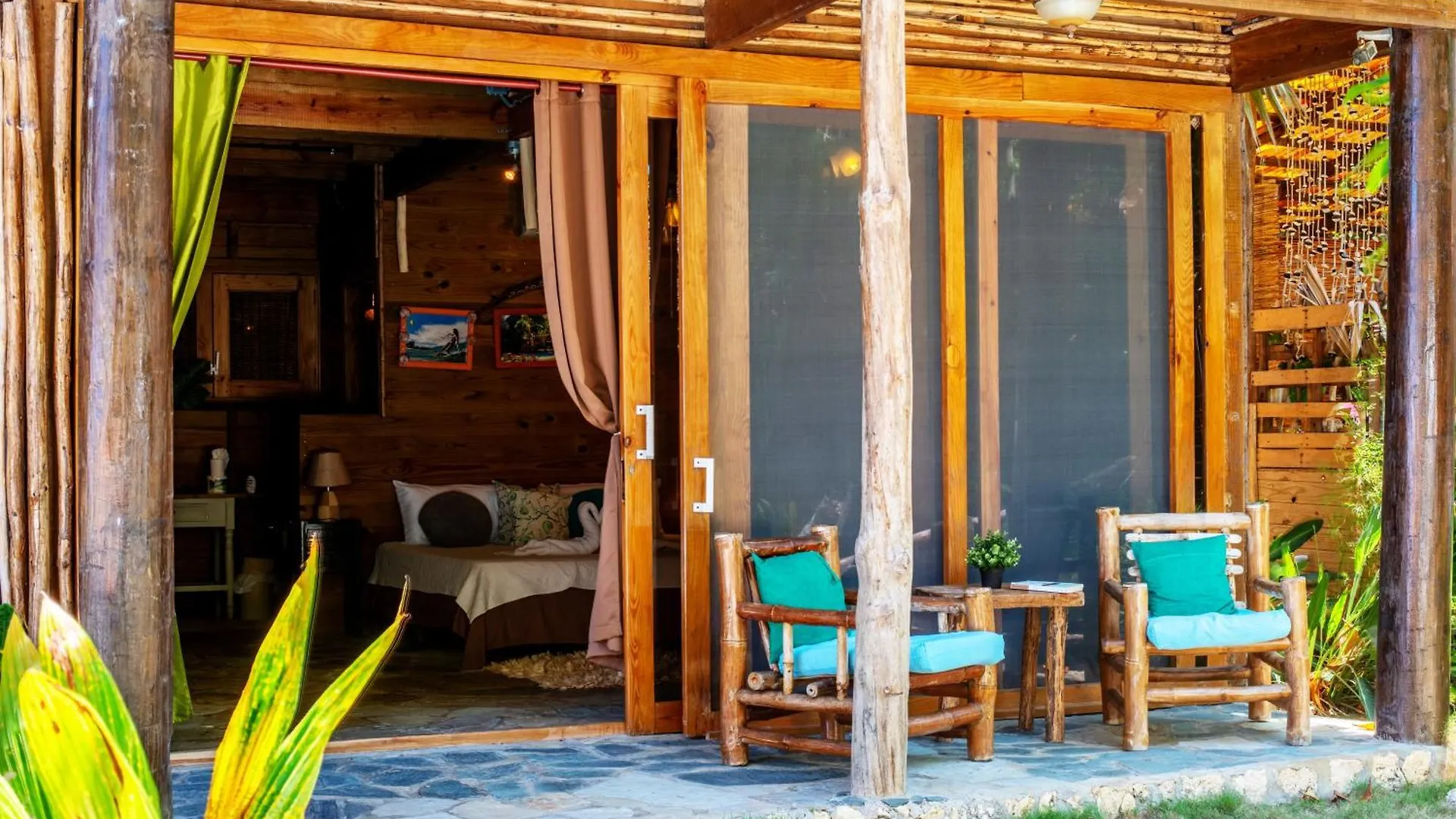 Hotel Perla Marina Ecolodge Beach - Kite, Surf, Next Encuentro Beach, Cabarete Bombita